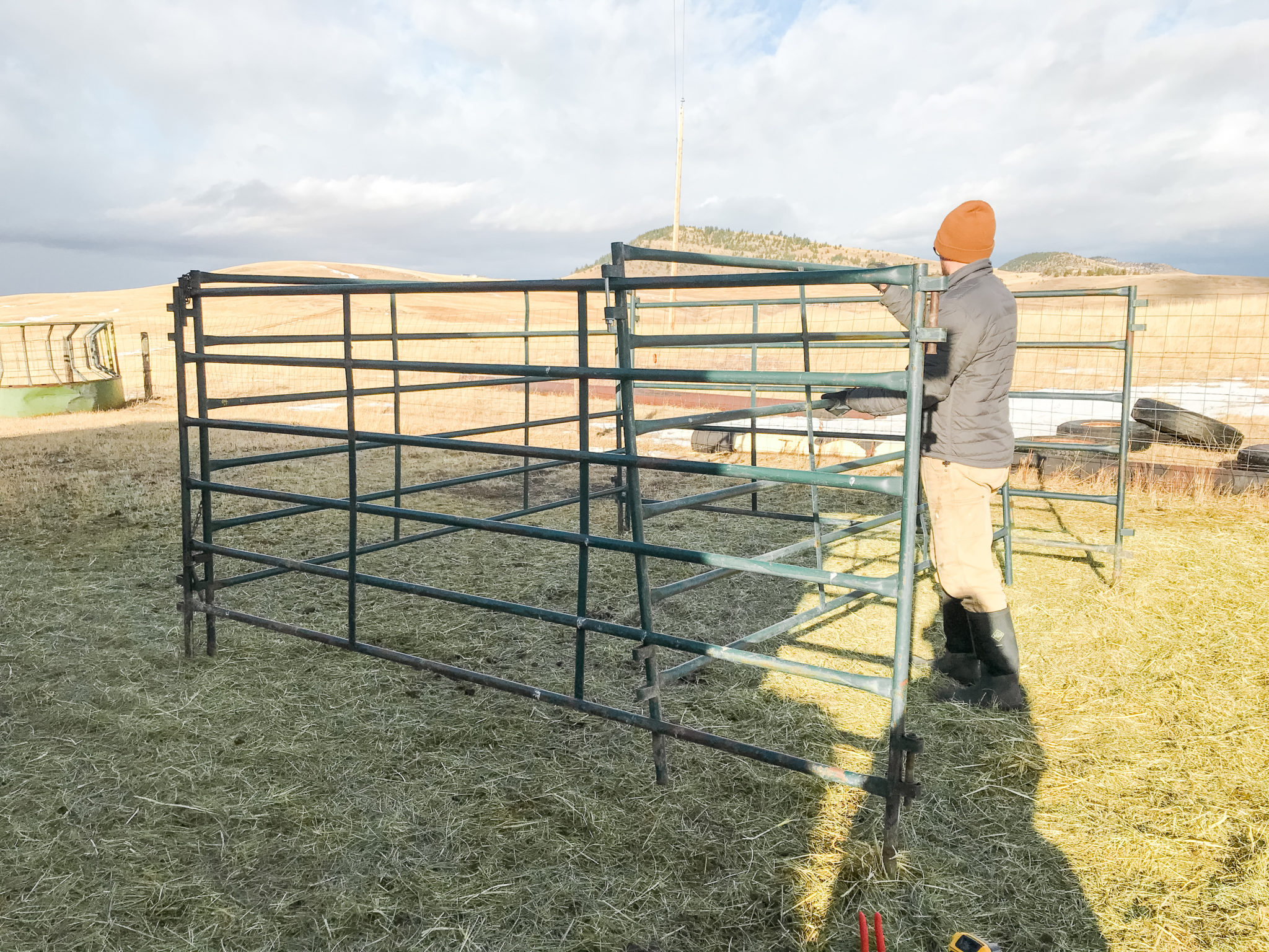 Diy Self Feeding Hay Feeder For Sheep Sage And Shepherd Blog 5868